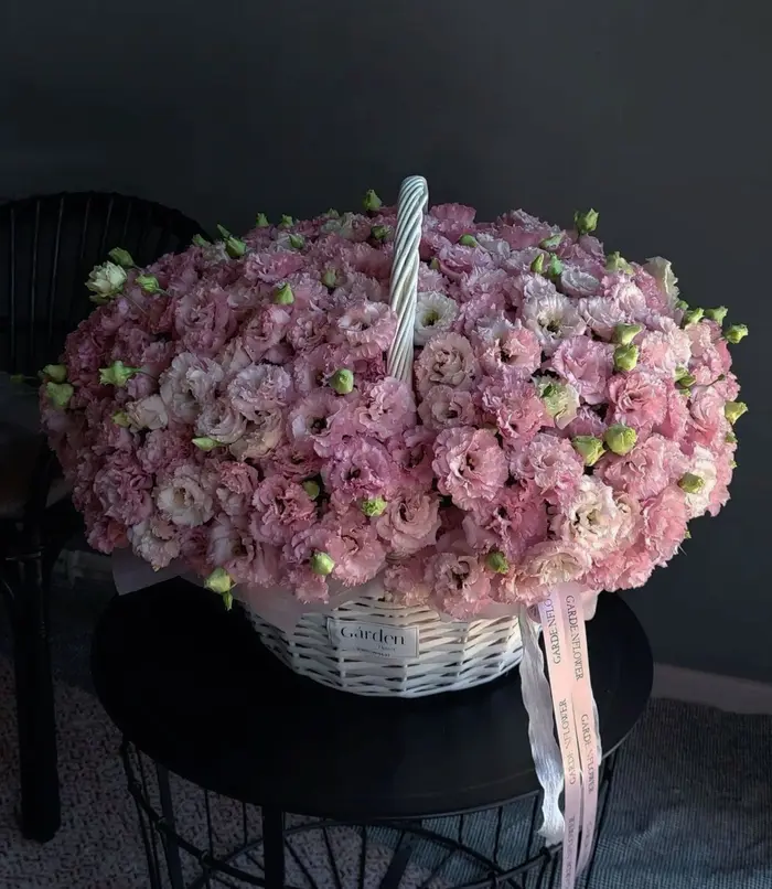 Ruffled Lisianthus Basket
