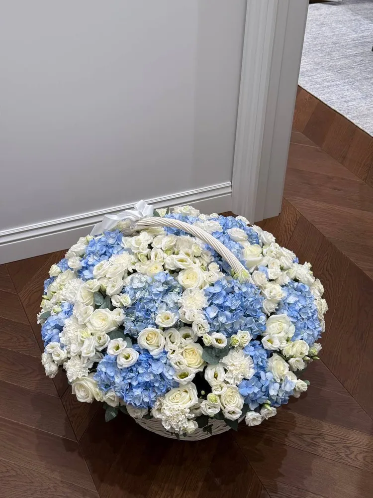 Azure Snowfall Basket