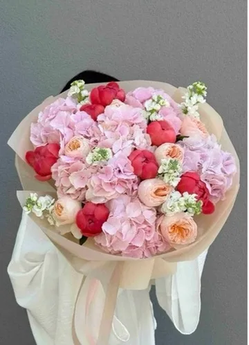 Blush Royale