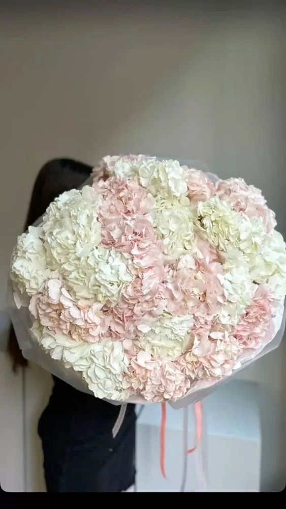Petal Meringue