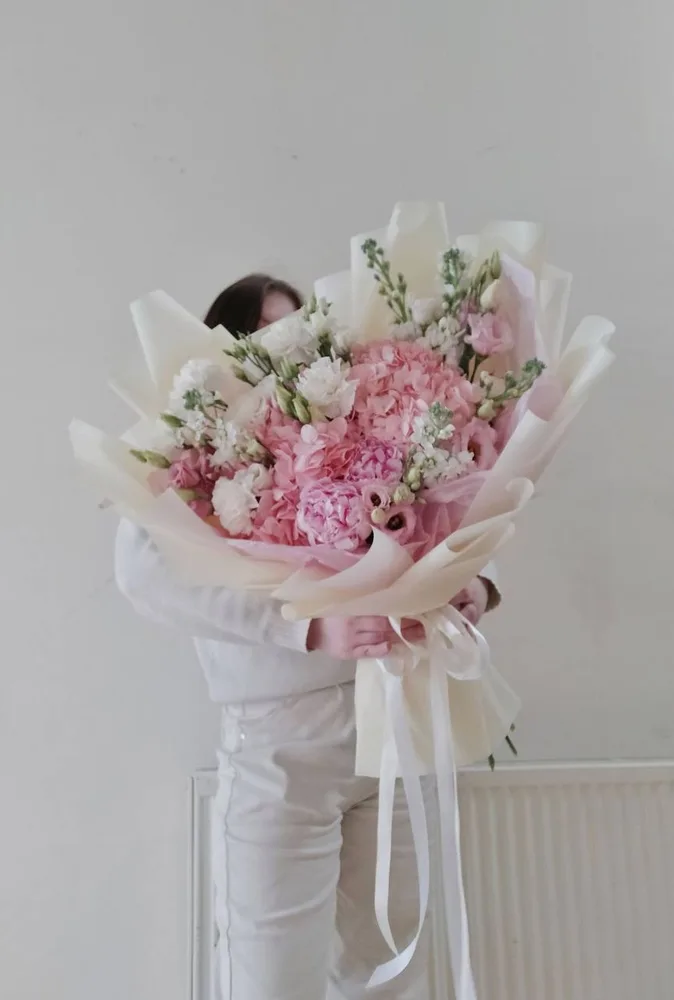 Rosewater Cloud